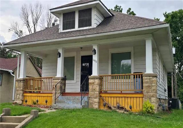 Photo 2 of Single family home for sale at 1432 S 38th Street, Kansas City, KS 66106 | MLS# 2634631 | Listing updated on 2026-10-21
