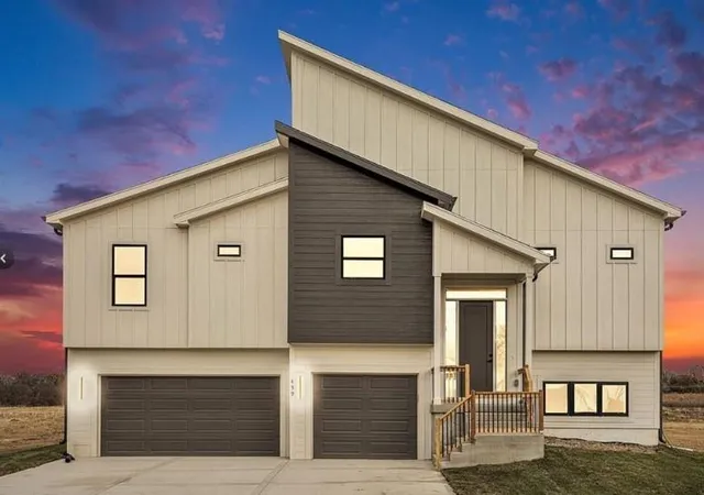 1st image of 16720 N Dundee St, Smithville, MO 64089 | MLS# 2634632