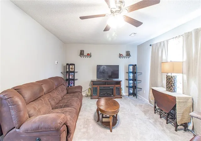 2nd image of 310 Renee Ln, Garden City, MO 64747 | MLS# 2634652
