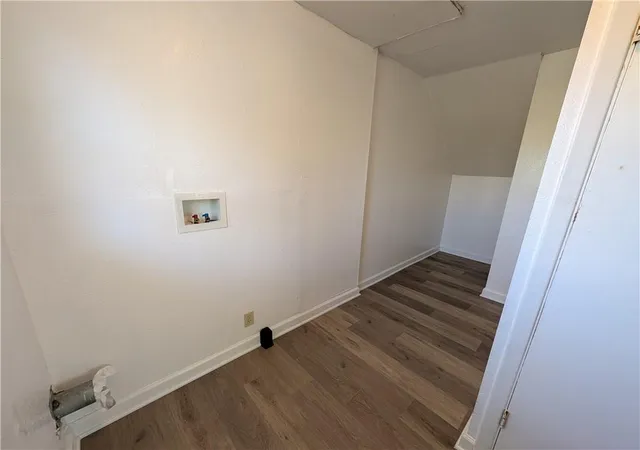 Listing Photo 2 - Condo for sale in building located at 9537 Harrison St, Kansas City, MO 64131