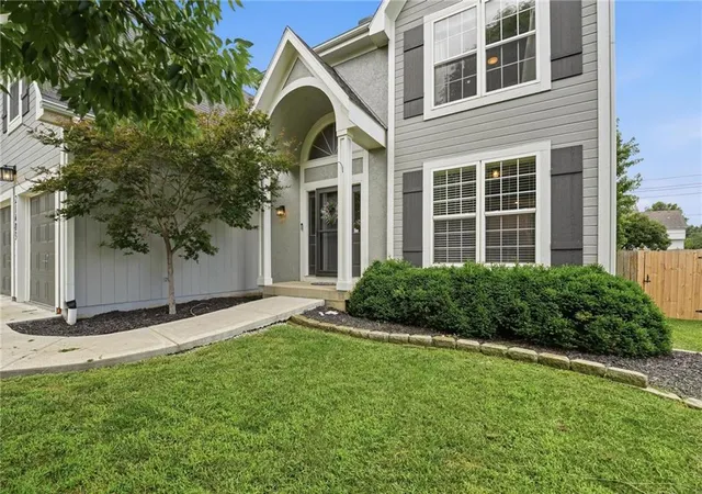 image of 21403 W 54th Ter, Shawnee, KS 66218 | MLS# 2634656