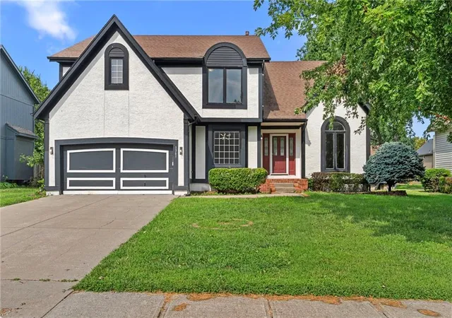 1st image of 1361 S Hunter Dr, Olathe, KS 66062 | MLS# 2634668