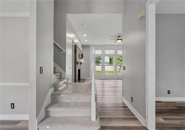 5th image of 1361 S Hunter Dr, Olathe, KS 66062 | MLS# 2634668