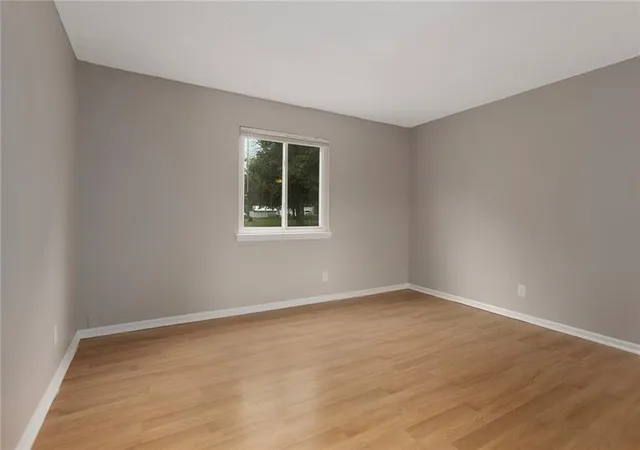 2nd image of 2621 N 155th Ter, Basehor, KS 66007 | MLS# 2634674