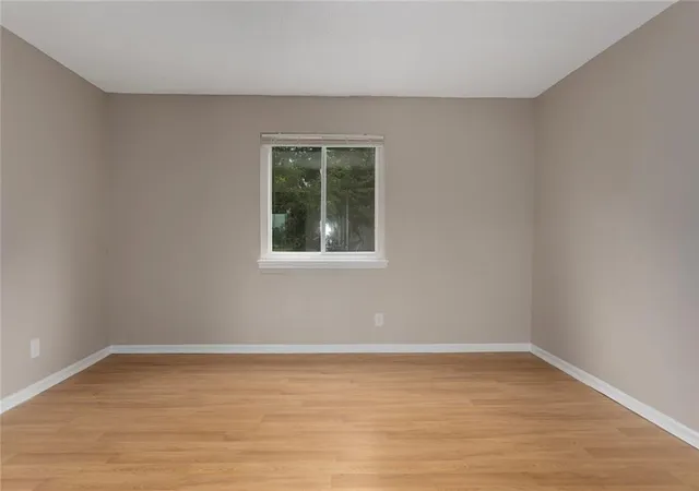 Photo 3 of Sale Pending at 2621 N 155th Terrace, Basehor, KS 66007 | MLS# 2634674 | Listing updated on 2026-08-05