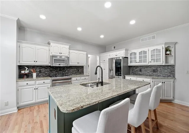 1st image of 5120 W 158th St, Overland Park, KS 66224 | MLS# 2634683