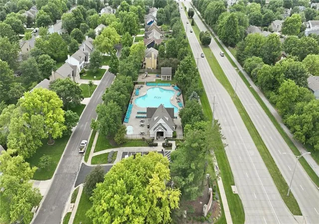 93rd image of 5120 W 158th St, Overland Park, KS 66224 | MLS# 2634683
