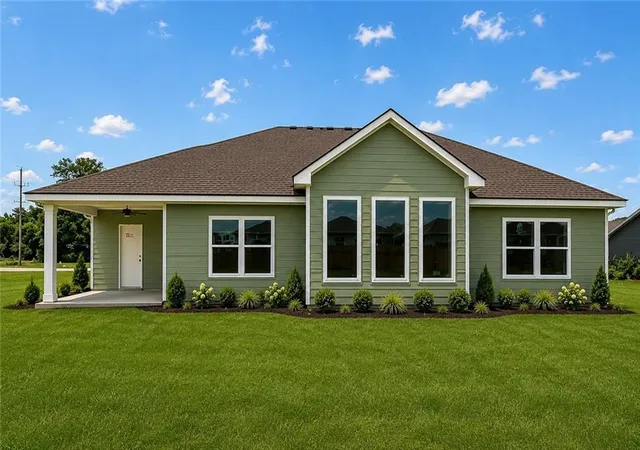 3rd image of 206 Constitution Ln, Pleasant Hill, MO 64080 | MLS# 2634687