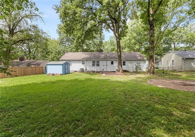 29th image of 5627 Russell St, Mission, KS 66202 | MLS# 2634704