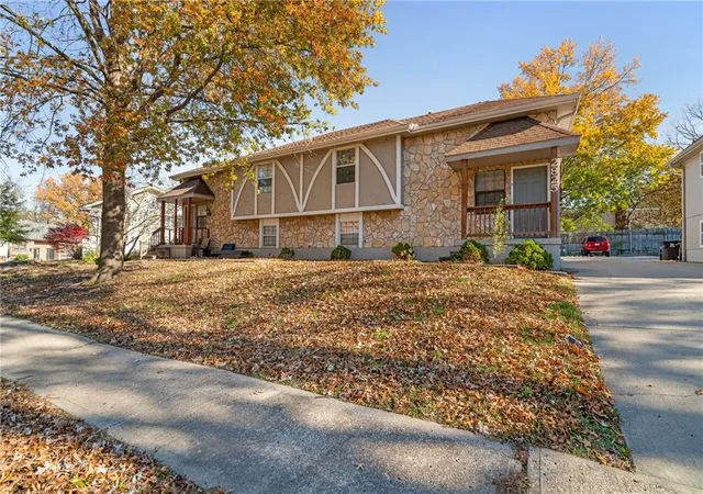 1st image of 2825 & 2829 Tepee Ave, Independence, MO 64057 | MLS# 2634717