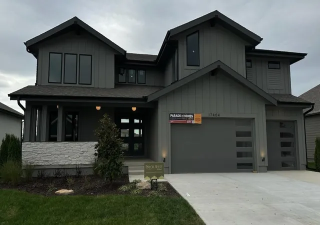 Single family home for sale at 17404 Parkhill St, Overland Park, KS 66221 | MLS# 2634719