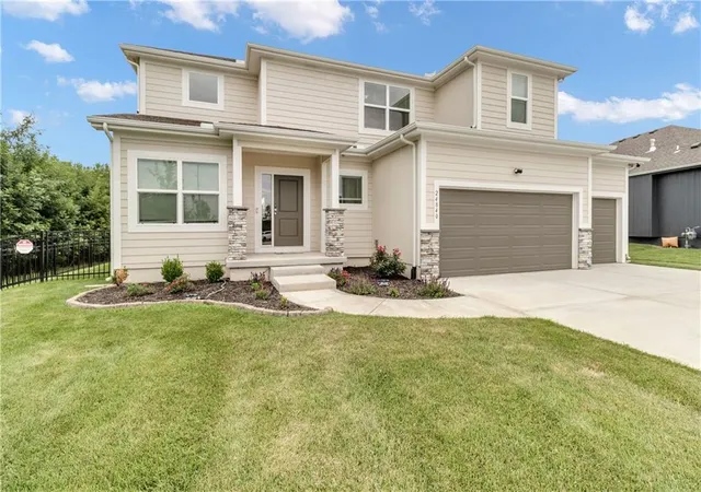 2nd image of 24840 W 178th Ct, Gardner, KS 66030 | MLS# 2634720
