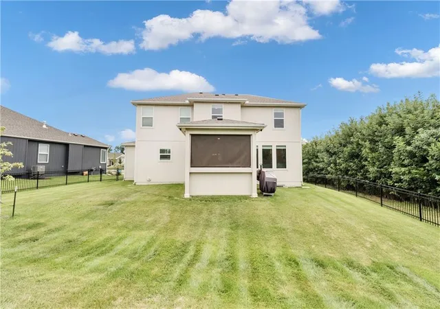 3rd image of 24840 W 178Th Ct, Gardner, KS 66030 | MLS# 2634720