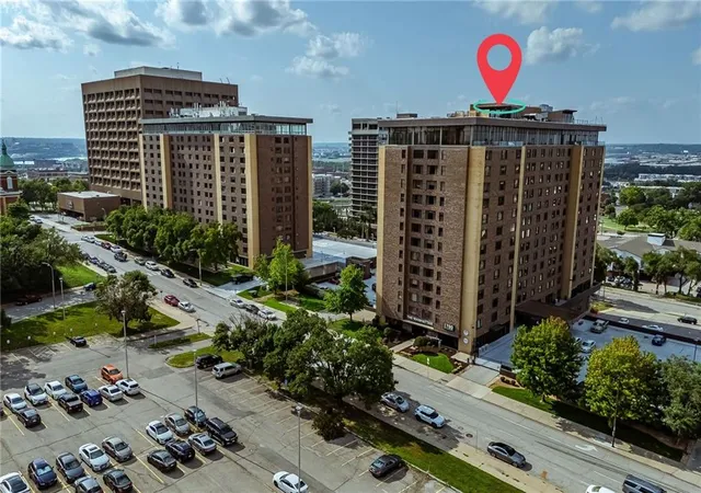 2nd image of 700 E 8th St #5B, Kansas City, MO 64106 | MLS# 2634723