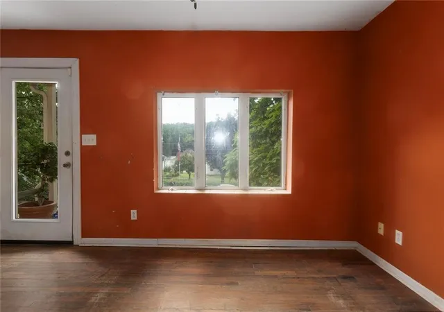 3rd image of 712 Isley Blvd, Excelsior Springs, MO 64024 | MLS# 2634724