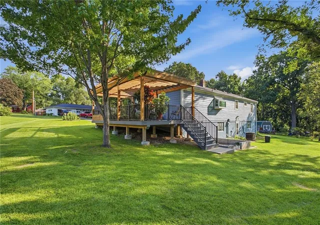 3rd image of 11615 E 38 St S, Independence, MO 64052 | MLS# 2634732