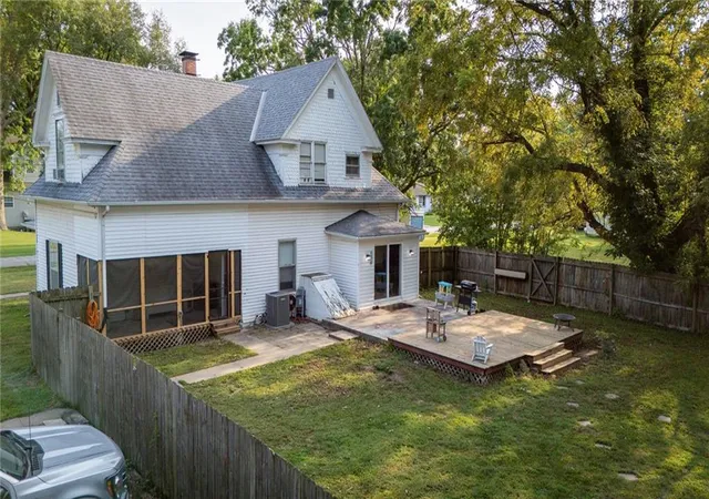 5th image of 100 W Hortense St, Orrick, MO 64077 | MLS# 2634740
