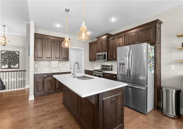 Photo 3 of Sale Pending at 701 Sw Elizabeth St, Blue Springs, MO 64015 | MLS# 2634751 | Listing updated on 2026-08-10