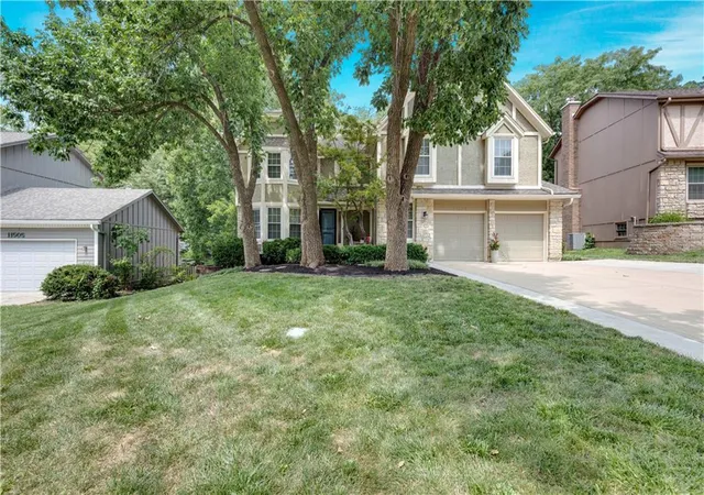 1st image of 11509 Carter St, Overland Park, KS 66210 | MLS# 2634764