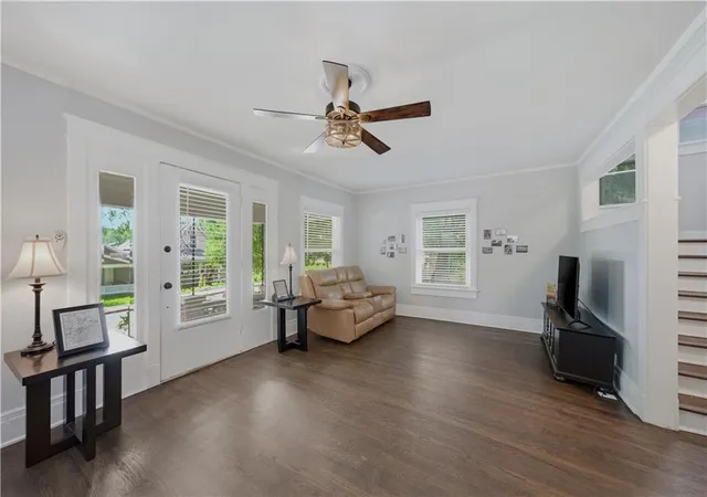 Photo 4 of Single family home for sale at 4605 State Line Rd, Kansas City, MO 64112 | MLS# 2634765 | Listing updated on 2026-08-15
