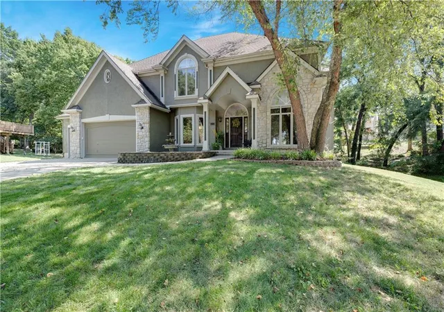 Photo 3 of Sale Pending at 3213 N 111th Street, Kansas City, KS 66109 | MLS# 2634782 | Listing updated on 2026-09-24
