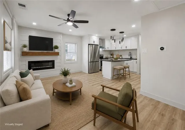 2nd image of 5018 Locust Ave, Kansas City, KS 66106 | MLS# 2634793