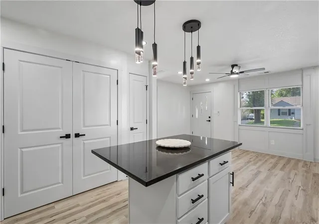 4th image of 5018 Locust Ave, Kansas City, KS 66106 | MLS# 2634793