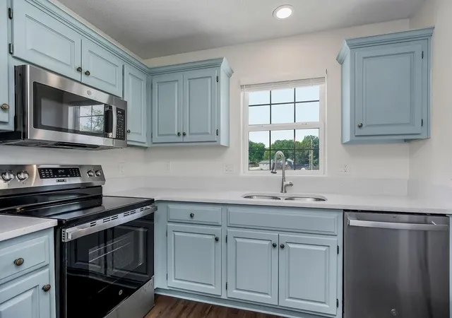 3rd image of 5129 Woodland Dr, Shawnee, KS 66218 | MLS# 2634808
