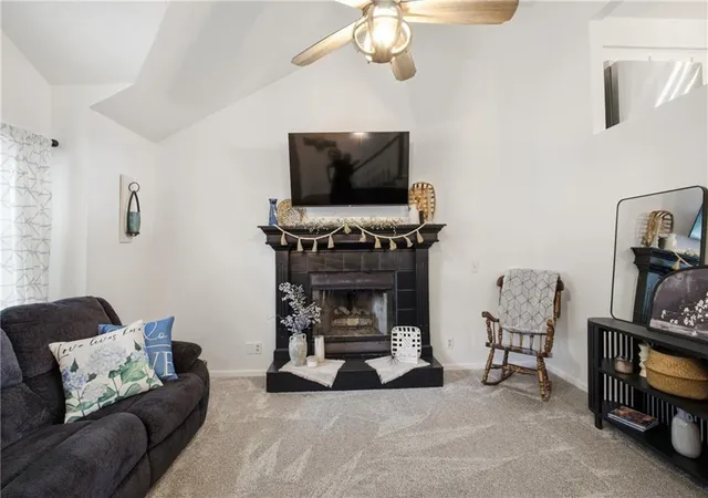 Photo 5 of Single family home for sale at 1507 Emerald Cir, Kearney, MO 64060 | MLS# 2634809 | Listing updated on 2026-08-30