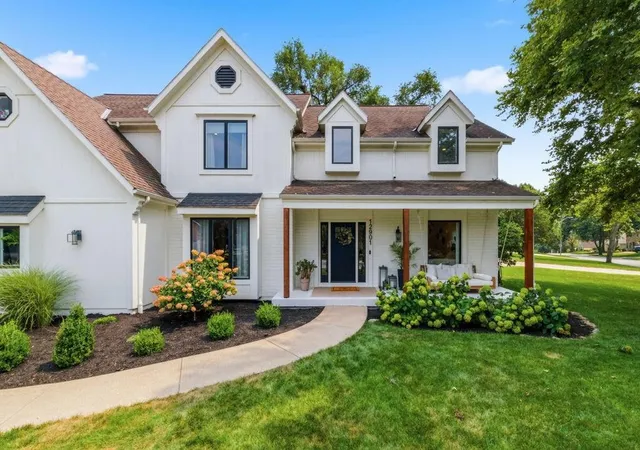 Photo 3 of Sale Pending at 12901 Delmar St, Leawood, KS 66209 | MLS# 2634821 | Listing updated on 2026-08-11
