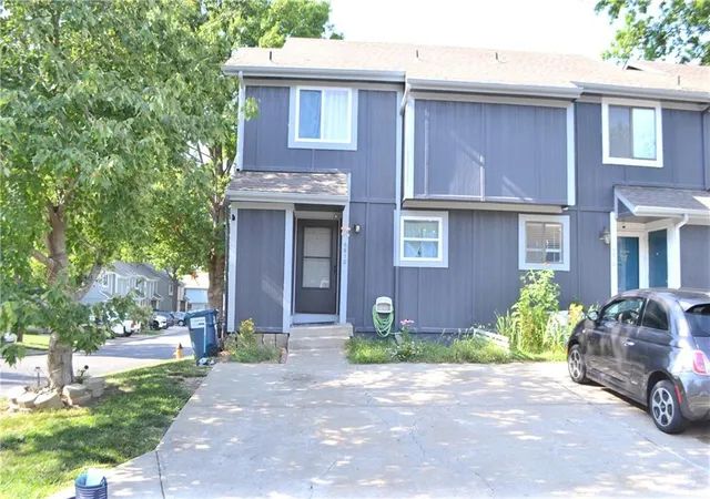 1st image of 6610 Charles St, Shawnee, KS 66216 | MLS# 2634831