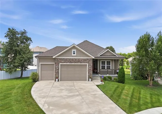 1st image of 12100 Canna Ct, Peculiar, MO 64078 | MLS# 2634845