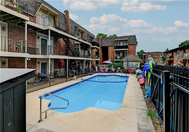 2nd image of 4038 Clark Ave, Kansas City, MO 64111 | MLS# 2634847