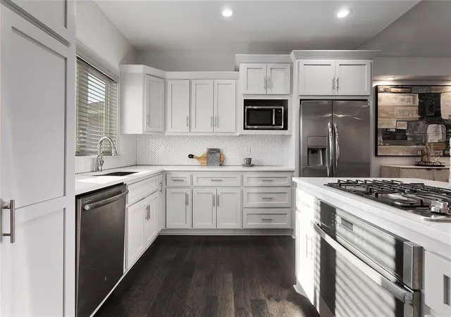 Photo 4 of Single family home for sale at 630 NW 110th Street, Kansas City, MO 64155 | MLS# 2634850 | Listing updated on 2026-08-25