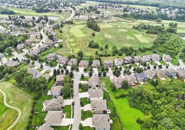53rd image of 25420 W 146th St, Olathe, KS 66061 | MLS# 2634878