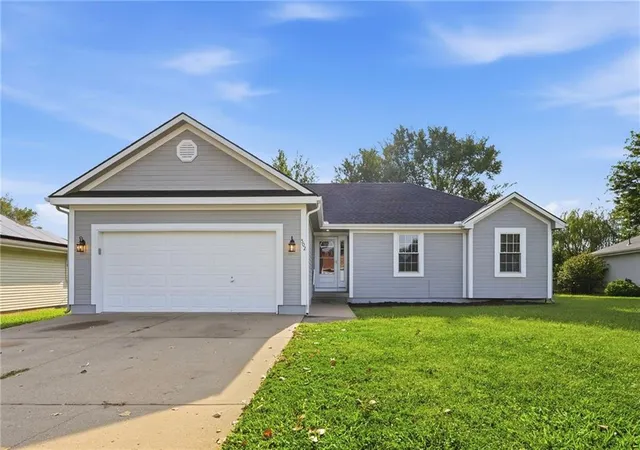 1st image of 502 Birch St, Peculiar, MO 64078 | MLS# 2634879