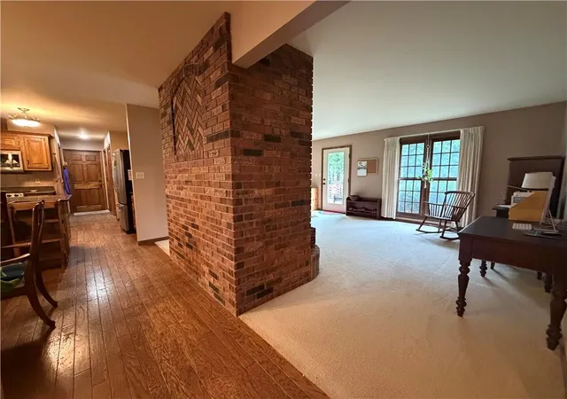 5th image of 2106 Oaklawn Dr, Chillicothe, MO 64601 | MLS# 2634882
