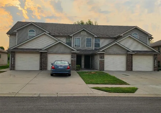Photo 1 of Multi family home for sale at 12325 12327 12335 12337 Nw Fox Crk Dr, Platte City, MO 64079 | MLS# 2634885 | Listing updated on 2026-08-05