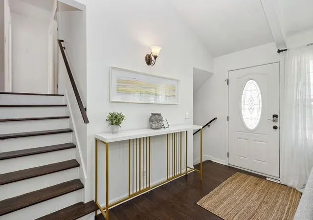 Photo 3 of Sale Pending at 8617 W 92nd Street, Overland Park, KS 66212 | MLS# 2634891 | Listing updated on 2026-08-18