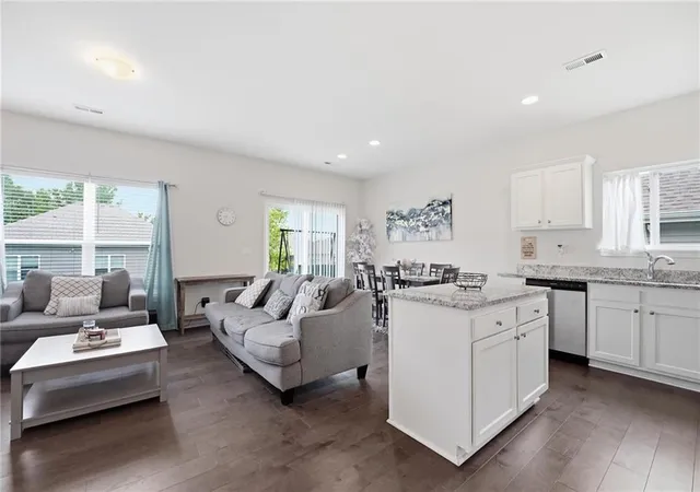 5th image of 7720 Nw 123Rd Ter, Kansas City, MO 64163 | MLS# 2634897