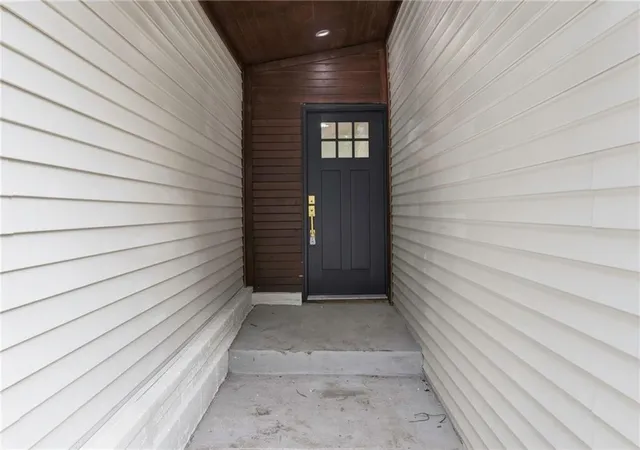 2nd image of 5429 Maple St, Mission, KS 66202 | MLS# 2634907