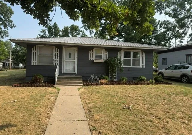 1st image of 110 E Church St, Caney, KS 67333 | MLS# 2634910