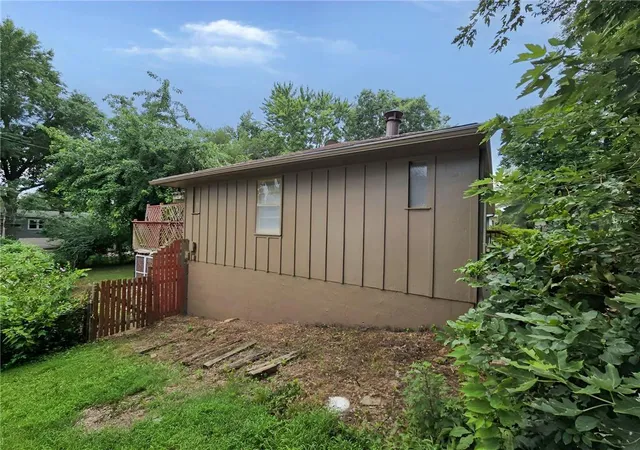 2nd image of 7301 W 89 St, Overland Park, KS 66212 | MLS# 2634917