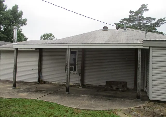4th image of 510 S Vermont Ave, Columbus, KS 66725 | MLS# 2634918