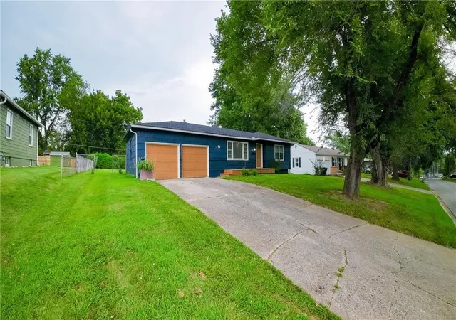 Photo 3 of Single family home for sale at 12308 E 52nd Terrace S, Independence, MO 64055 | MLS# 2634920 | Listing updated on 2026-09-07