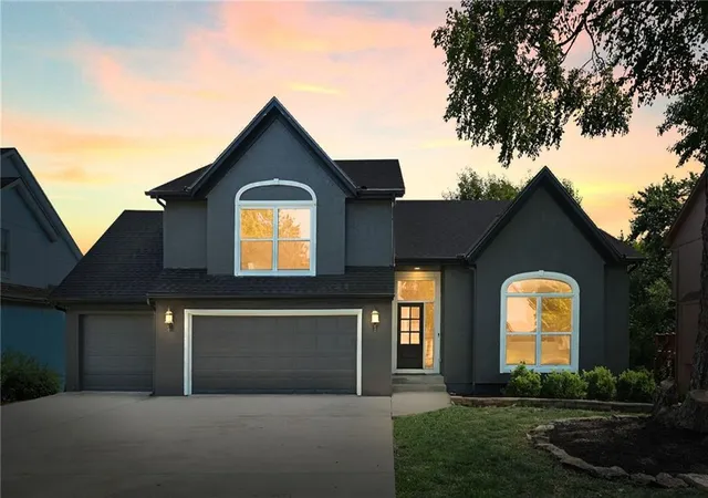 2nd image of 5621 W 151st Ter, Overland Park, KS 66223 | MLS# 2634926
