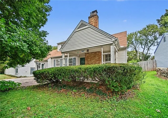 Photo 2 of Single family home for sale at 1208 W 25th Street, Independence, MO 64052 | MLS# 2634939 | Listing updated on 2026-10-07
