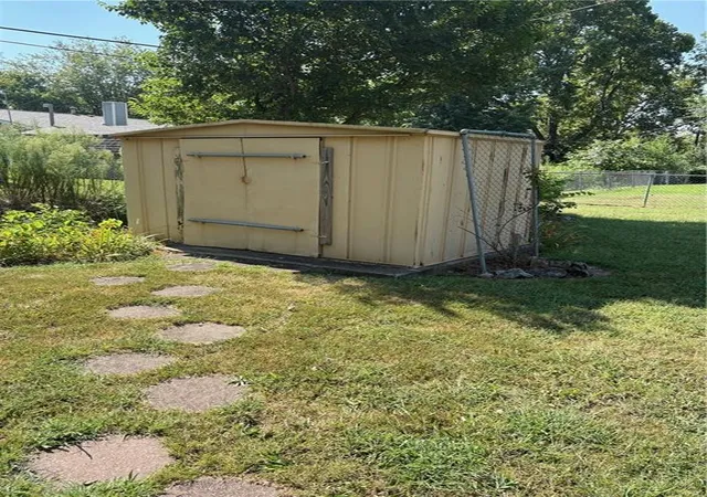 17th image of 1024 N 17th Pl, Independence, KS 67301 | MLS# 2634940