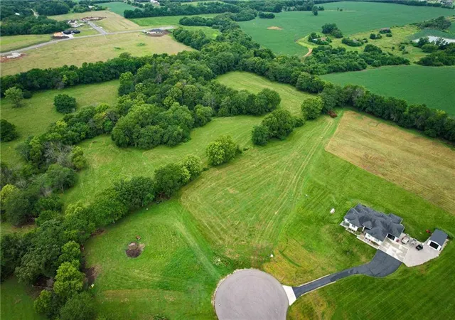 3rd image of 31000 E Pollard Pl, Lone Jack, MO 64086 | MLS# 2634949