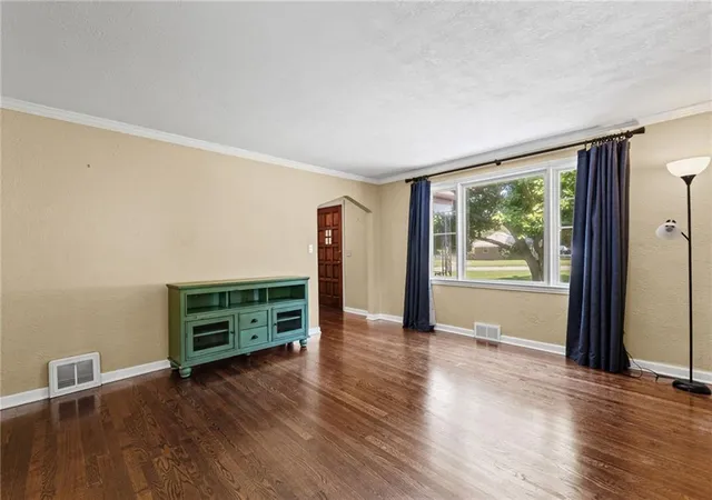 4th image of 3701 Gibbs Rd, Kansas City, KS 66106 | MLS# 2634951
